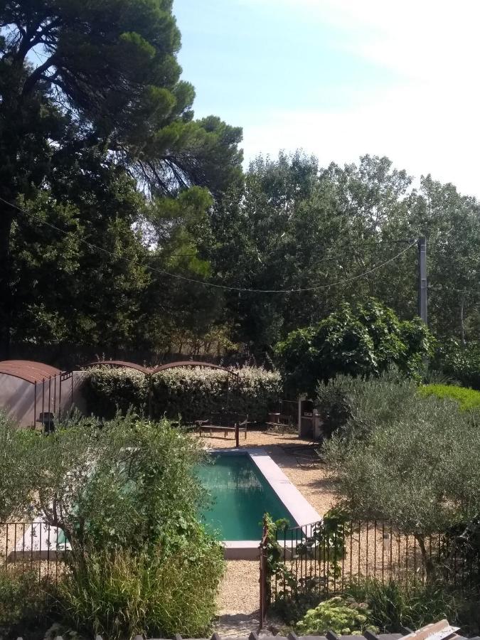 Bed and Breakfast Mas De Camejean Lambesc Exterior foto